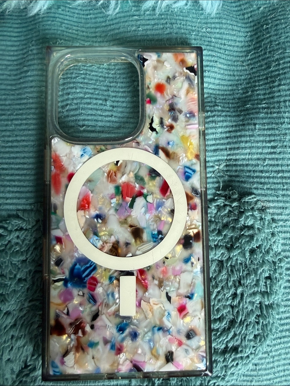 Flaunt Mag Safe IPhone 16 Multicolor Resin Pattern